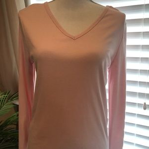 Gap t shirt in pink